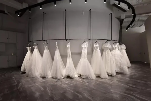 S014b784146ed43c194987c6f9a1726b9X.webp **فستان والدة العروس الجذاب من YOLANMY، بدون أكتاف، مناسب لحفلات الزفاف والمراسم، فستان والدة العريس، فستان سهرة نسائي قابل للتخصيص.**توضيح سريع لبعض الكلمات:* **Trumpet Dre